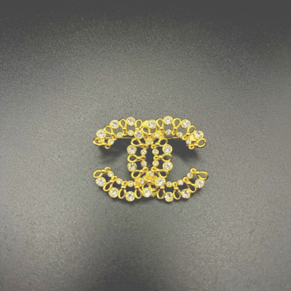 Brooch